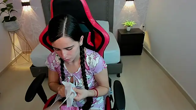 angelica dymond online show from March 12, 12:15 pm