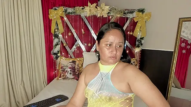 MicaelaHot  online show from December 3, 3:07 am