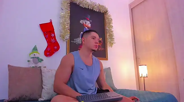 CHIRS MORGANS online show from December 18, 12:10 am