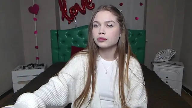 LaraPika online show from February 24, 6:09 pm