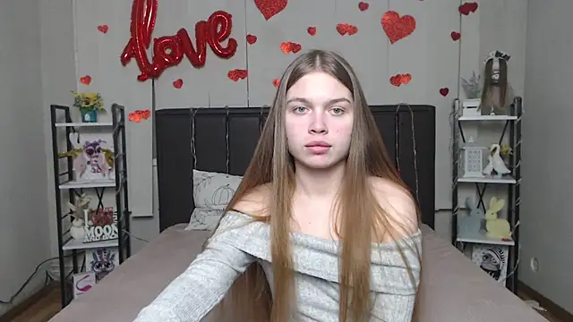 LaraPika online show from February 13, 6:13 am