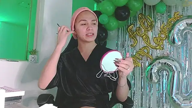 Snapshot of giuliana_andrade chatting on February 26, 12:10 am giuliana andrade online show from February 26, 12:10 am