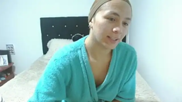 Snapshot of giuliana_andrade chatting on October 24, 12:09 am giuliana andrade online show from October 24, 12:09 am