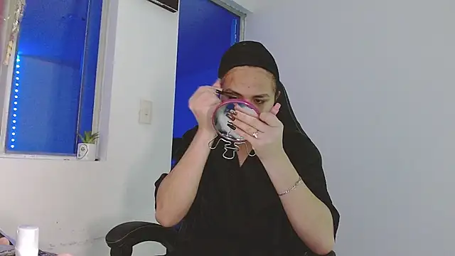 giuliana andrade online show from March 14, 12:05 am