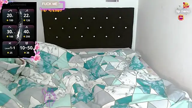 Snapshot of giuliana_andrade chatting on November 27, 2:12 am giuliana andrade online show from November 27, 2:12 am