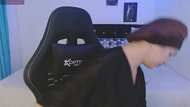 Snapshot of giuliana_andrade chatting on February 2, 11:48 pm giuliana andrade online show from February 2, 11:48 pm