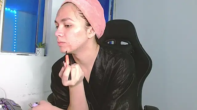 giuliana andrade online show from March 11, 12:26 am