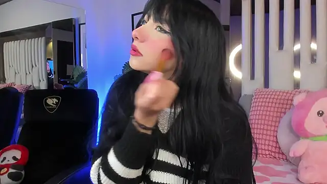 Snapshot of Kitty_Eliffe chatting on September 28, 9:55 pm Kitty Eliffe online show from September 28, 9:55 pm