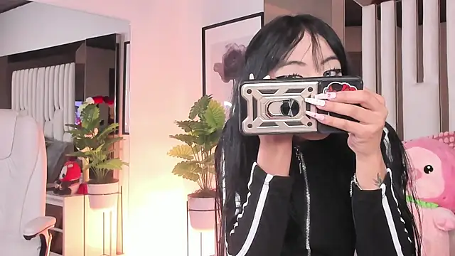 Kitty Eliffe online show from December 4, 10:09 pm