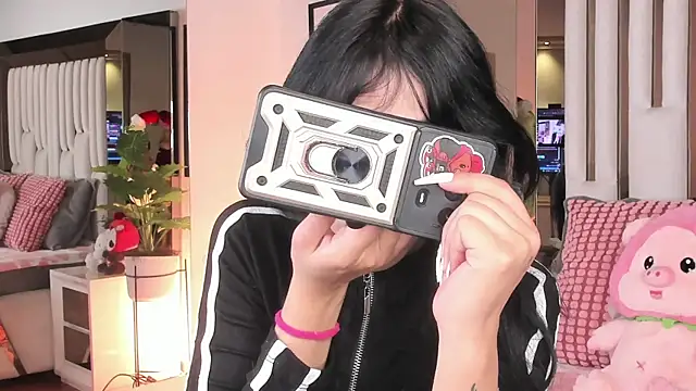 Snapshot of Kitty_Eliffe chatting on December 2, 9:27 pm Kitty Eliffe online show from December 2, 9:27 pm