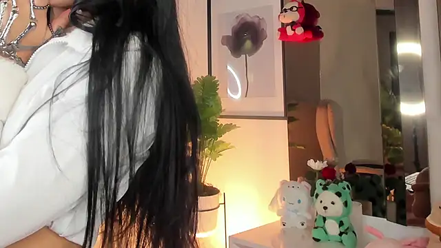 Snapshot of Kitty_Eliffe chatting on September 19, 10:58 pm Kitty Eliffe online show from September 19, 10:58 pm