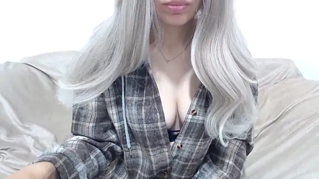  kitty Rose  online show from May 18, 2:12 am