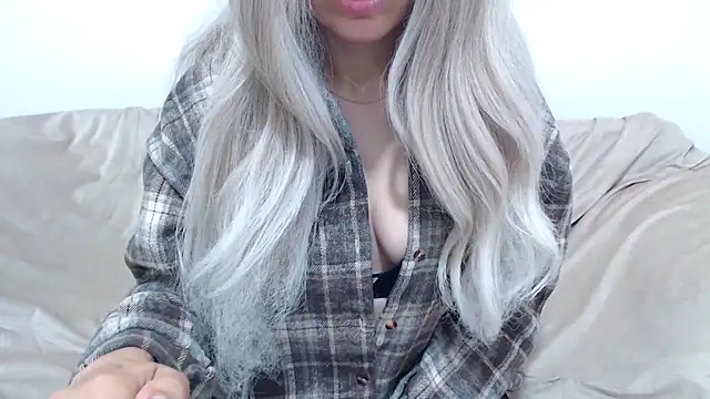  kitty Rose  online show from May 11, 2:24 am