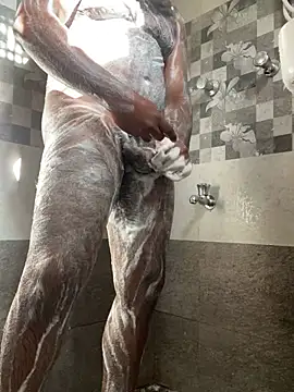 Snapshot of DragonLover_93 chatting on January 17, 3:34 am DragonLover 93 online show from January 17, 3:34 am