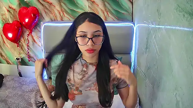 AmberJeong online show from February 10, 9:47 pm