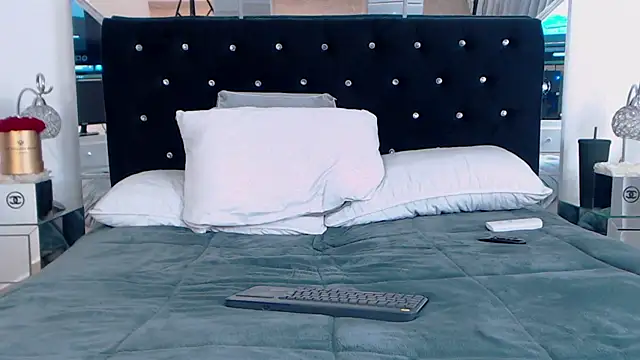 ZikaruRichie online show from February 25, 6:14 am