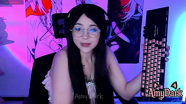 Snapshot of _AmyDark chatting on May 6, 12:36 am AmyDark online show from May 6, 12:36 am