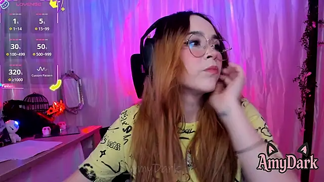 Snapshot of _AmyDark chatting on November 30, 9:37 pm AmyDark online show from November 30, 9:37 pm