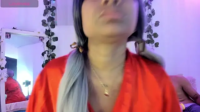 Snapshot of catalina_and_roger chatting on November 5, 8:12 pm catalina and roger online show from November 5, 8:12 pm