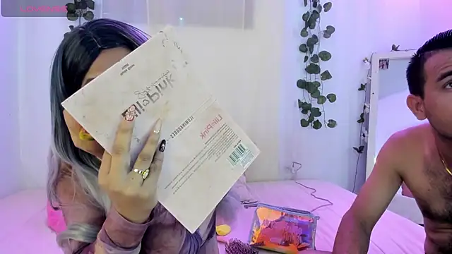 Snapshot of catalina_and_roger chatting on October 21, 12:26 pm catalina and roger online show from October 21, 12:26 pm