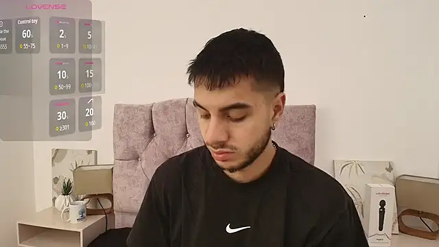 Amadeo Wild online show from October 25, 4:07 pm