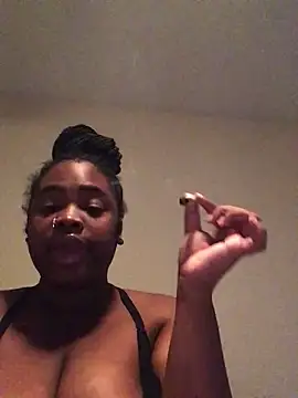 Snapshot of cocodreamxoxo chatting on December 9, 10:30 pm cocodreamxoxo online show from December 9, 10:30 pm