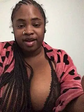 Snapshot of cocodreamxoxo chatting on January 24, 6:56 pm cocodreamxoxo online show from January 24, 6:56 pm