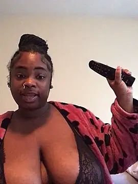 Snapshot of cocodreamxoxo chatting on December 12, 2:44 pm cocodreamxoxo online show from December 12, 2:44 pm