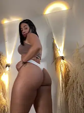 AlessaPears online show from January 4, 11:06 pm