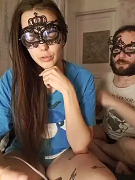 PearMaki online show from June 3, 9:52 pm