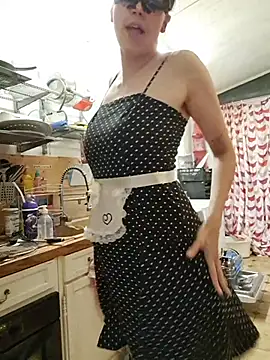 PearMaki online show from June 19, 11:09 pm