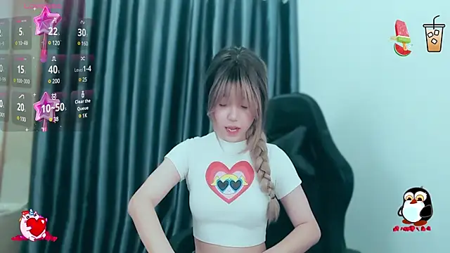 -Poison-Ivy- online show from January 2, 1:19 pm