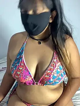 Jeroliee viyana online show from March 1, 2:33 am