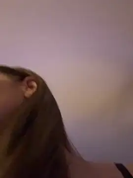 lola tentatiion online show from February 19, 8:50 pm