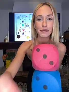 Snapshot of lola_tentatiion chatting on September 17, 7:05 pm lola tentatiion online show from September 17, 7:05 pm