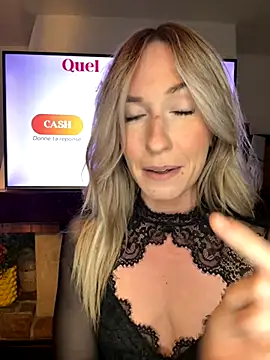 lola tentatiion online show from November 15, 8:02 pm