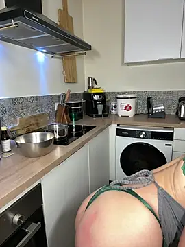 lola tentatiion online show from March 29, 6:53 pm