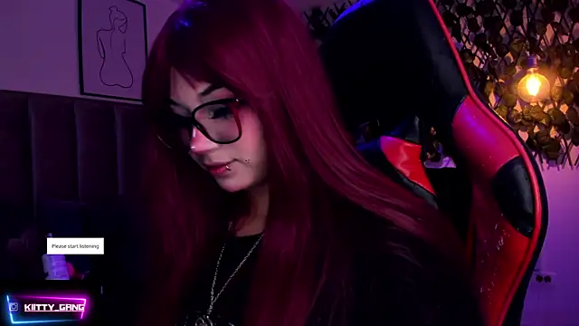 Snapshot of Kitty_Gang chatting on December 19, 2:37 am Kitty Gang online show from December 19, 2:37 am