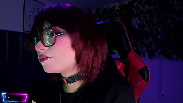 Kitty Gang online show from October 18, 2:02 am