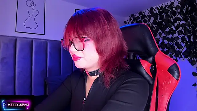 Kitty Gang online show from October 14, 2:56 am