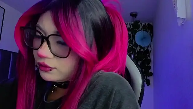 Kitty Gang online show from May 16, 1:48 am