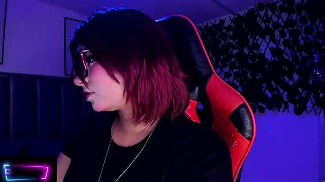 Snapshot of Kitty_Gang chatting on January 10, 2:29 am Kitty Gang online show from January 10, 2:29 am