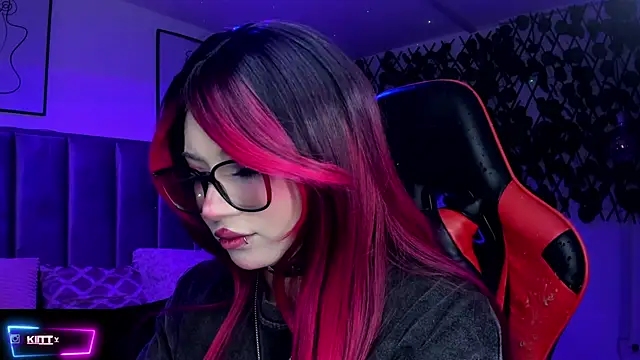 Snapshot of Kitty_Gang chatting on February 12, 1:38 am Kitty Gang online show from February 12, 1:38 am