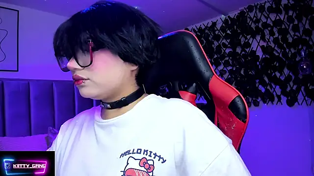 Snapshot of Kitty_Gang chatting on February 27, 1:50 am Kitty Gang online show from February 27, 1:50 am