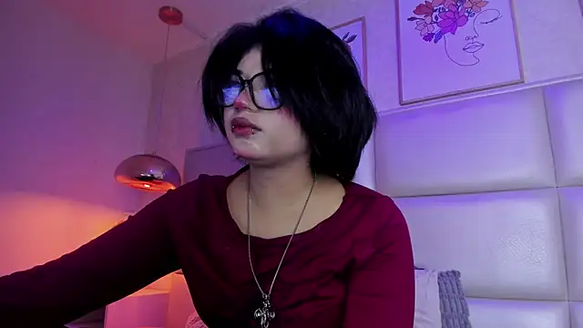 Snapshot of Kitty_Gang chatting on July 18, 4:48 pm Kitty Gang online show from July 18, 4:48 pm
