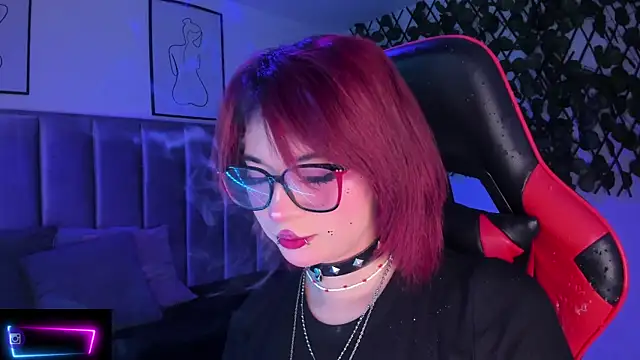 Kitty Gang online show from October 4, 2:35 am
