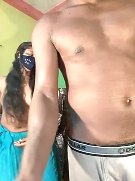 indiancouple09 online show from April 17, 10:01 pm