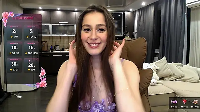 Doll Jasmine  online show from April 15, 8:20 pm