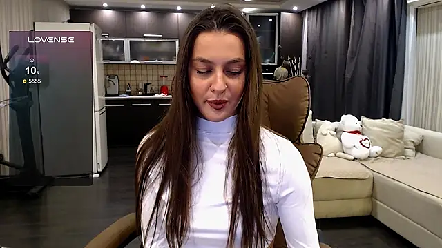 Doll Jasmine  online show from June 1, 8:08 pm