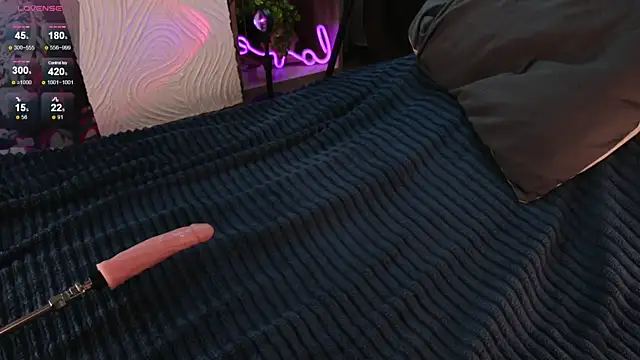 wetwhims online show from December 12, 5:20 am